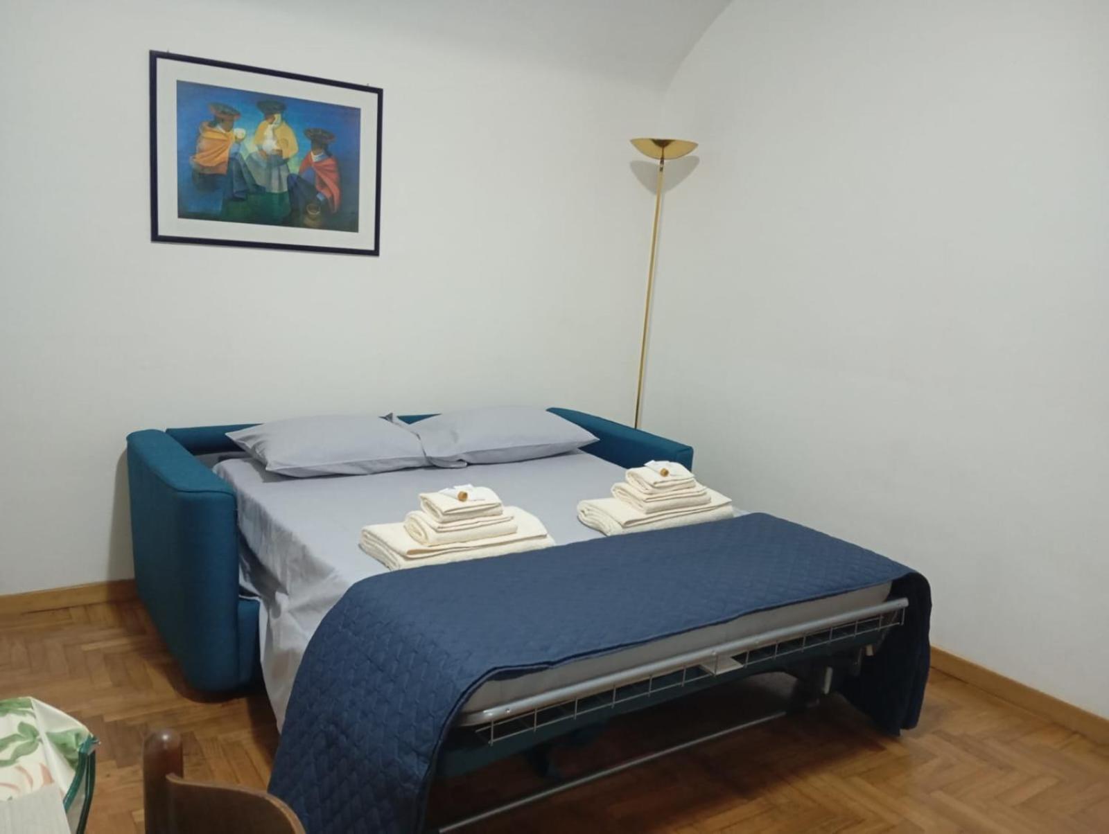 Vacanze Romane Colosseo Apartment Exterior foto